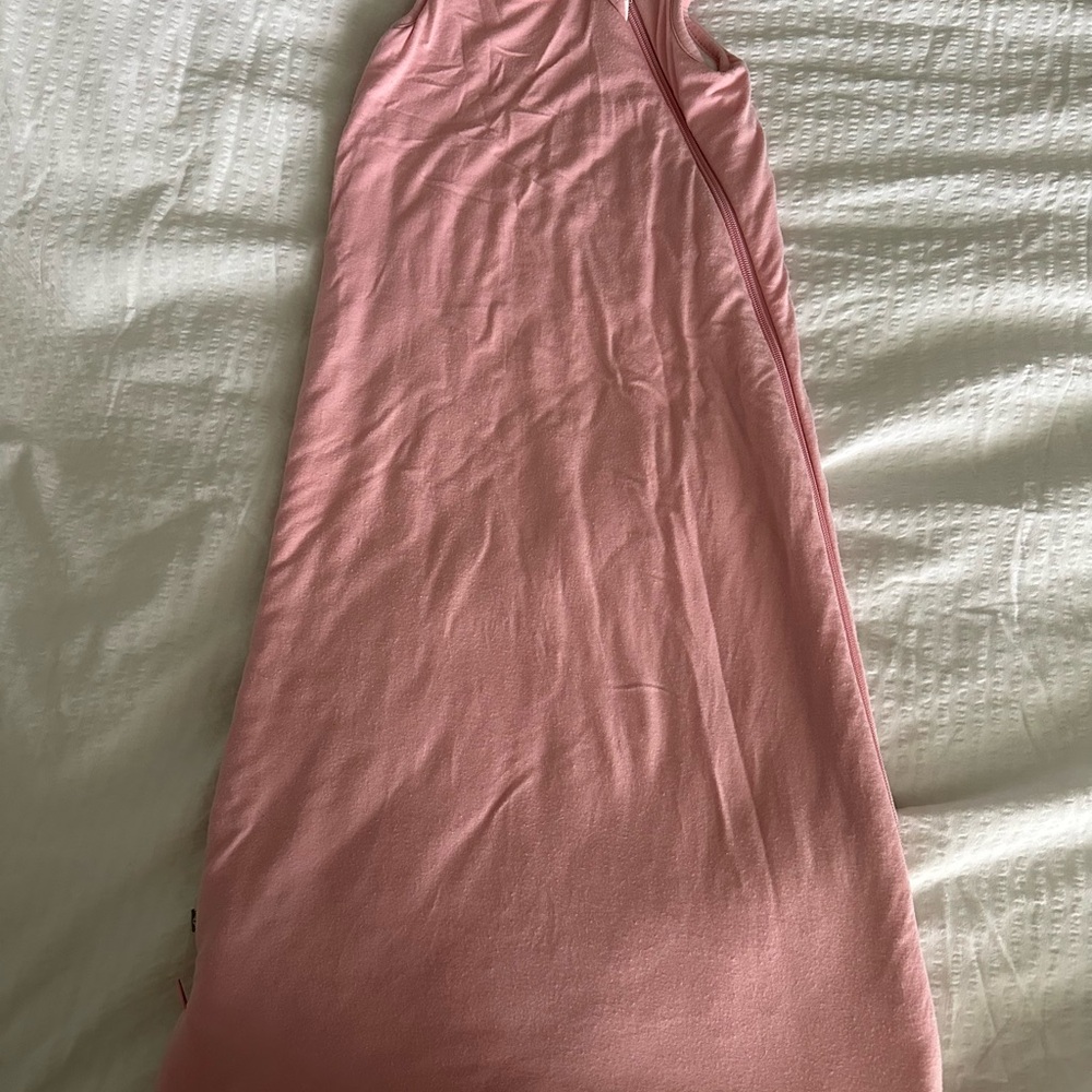 Kyte Baby Sleep Bag 1.0 TOG size medium in crepe pink